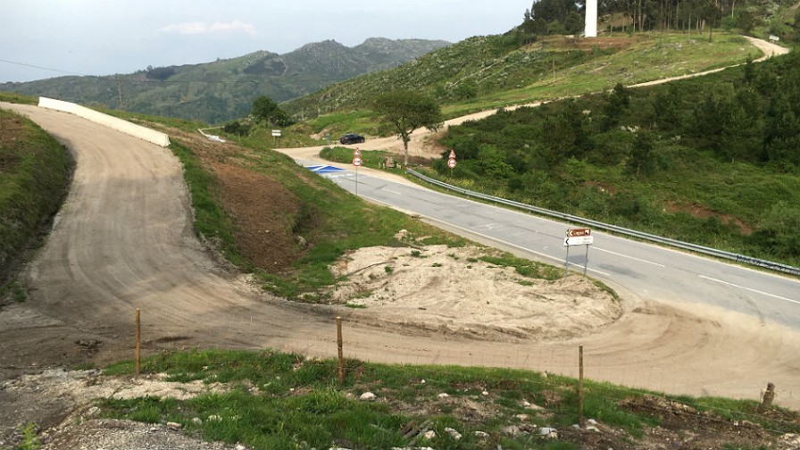 8693_hairpin-fafe-2016_111_896x504
