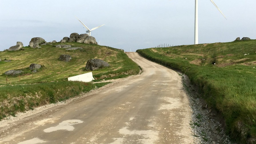 8695_Fafe-landing-2016_882_896x504